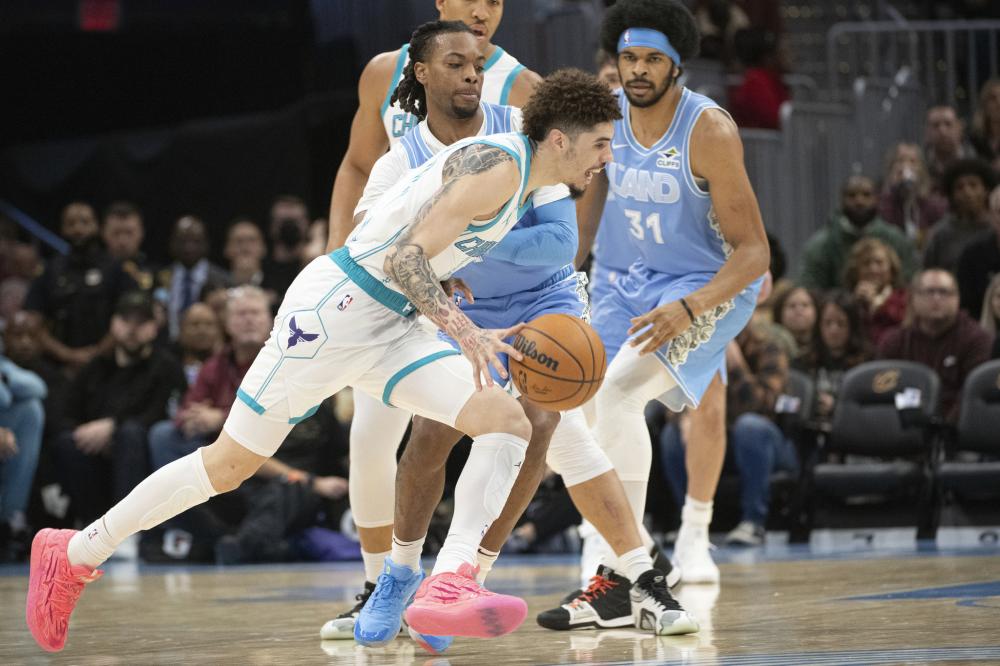 程进备受冷落，国足战绩惨淡，伊万选人困惑世人.